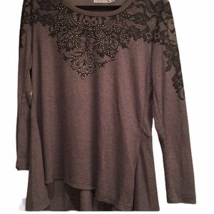 NWT Unity world wear long tunic shark bite hi-lo M